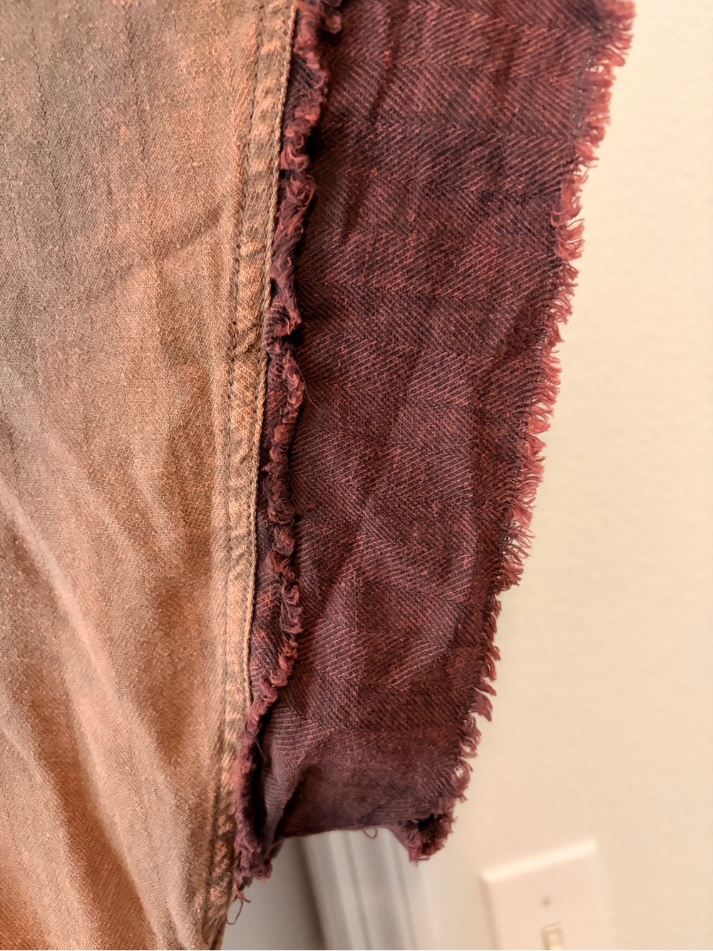 Oli & Hali Brown Open-Front Star Appliqué Cape - Picture 6 of 6